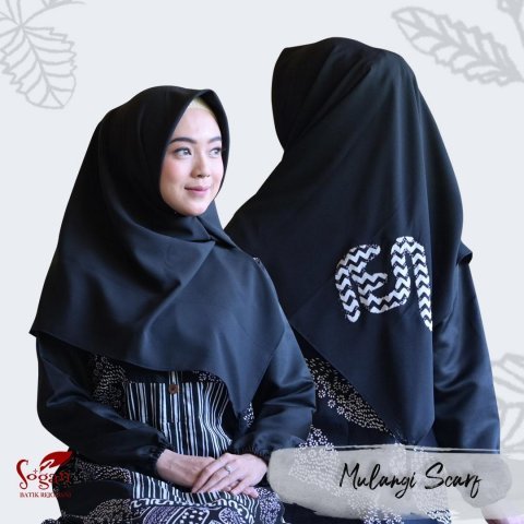 MULANGI SCARF 02