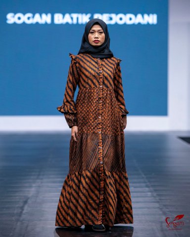 MAHBUBAH DRESS BROWN