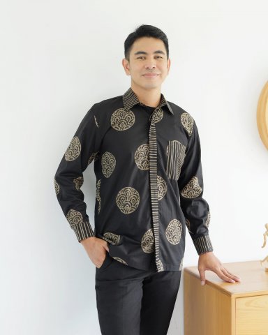 AGHISNA KEMEJA L.PENDEK