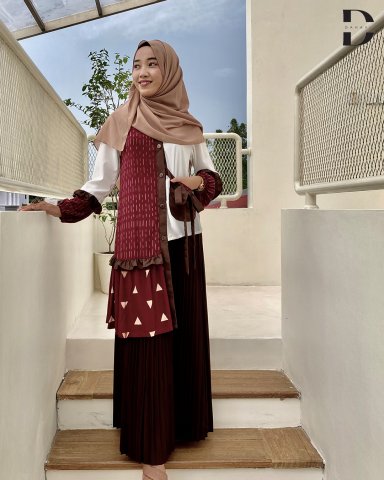 NASTITI TUNIK