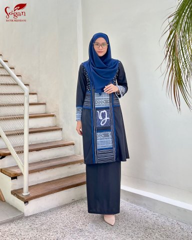 DUA TUNIK