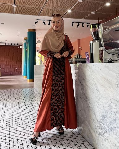 Laraswati Dress Terra (PO)