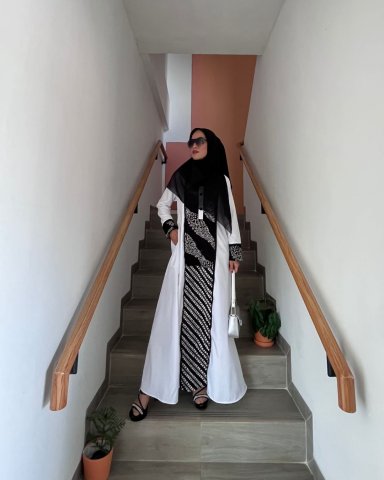 Laraswati Dress White (READY)