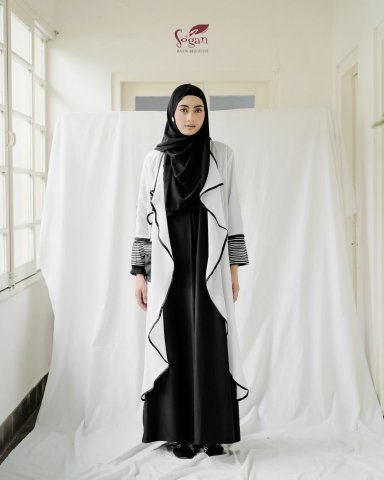 Poly Inner Dress Hitam