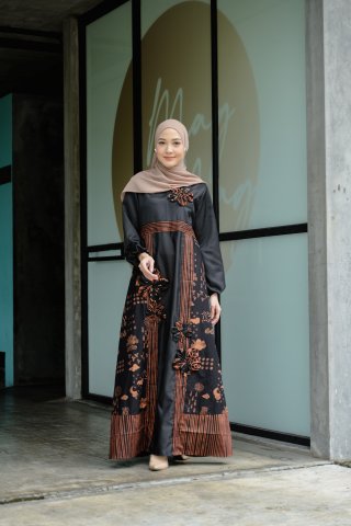 CALA Dress 02