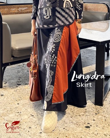 Lungidra Skirt Single Price